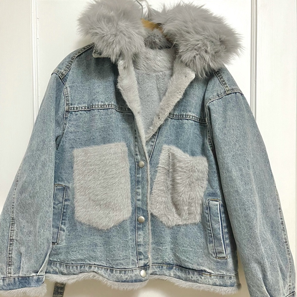 Yesstyle fur trim denim jacket